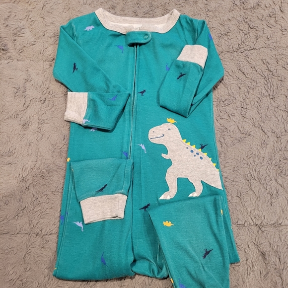 Carter Ondie Pj's - Picture 1 of 3